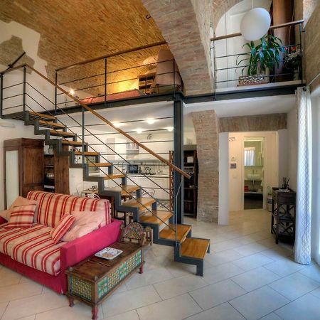 Stilnuovo Charming Apartment In Siena'S Historic Center, Very Close To Piazza Del Campo Exterior photo